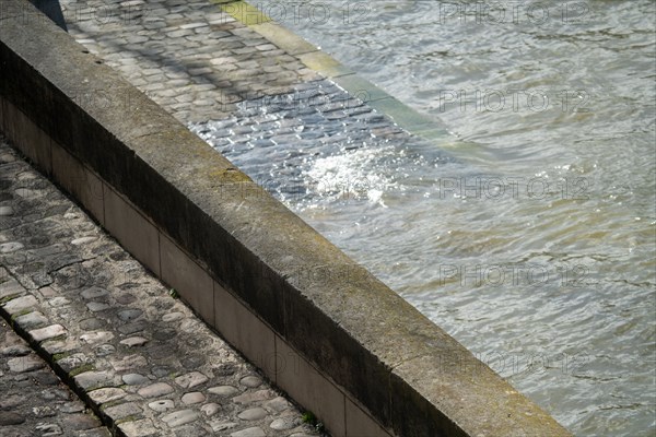 Paris, flood of Paris, Seine River