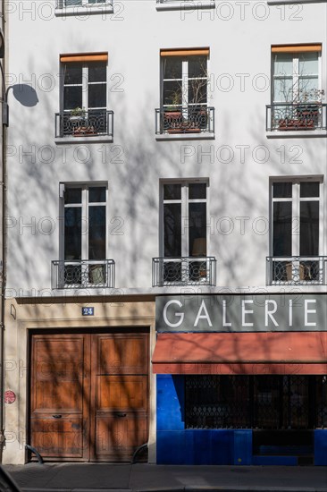 Paris, rue des Fossés Saint-Bernard