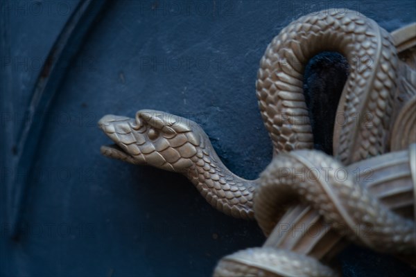 Paris, door knob