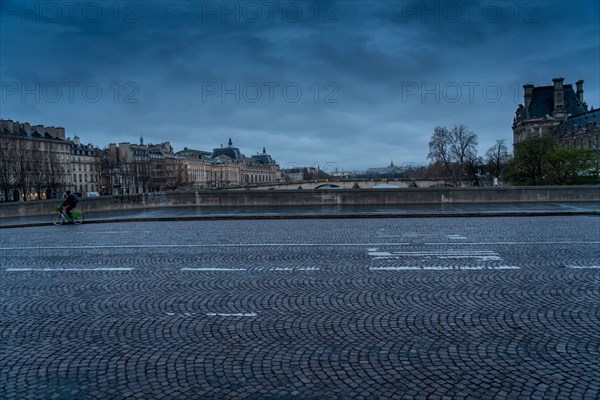 Paris, nobody on the Pont du Carrousel because of the coronavirus outbreak