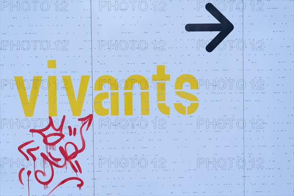 Mot « Vivants »