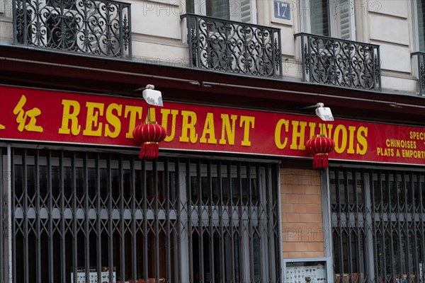 Paris, restaurant fermé pour cause d’épidémie de coronavirus