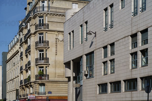 Paris starts re-opening from lockdown, May 2020