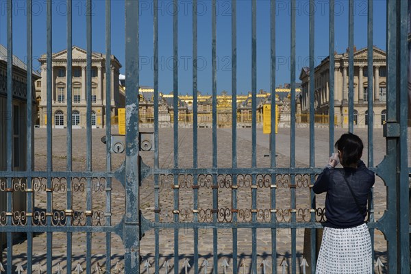 Le château de Versailles fermé à cause de l'épidémie de Covid-19