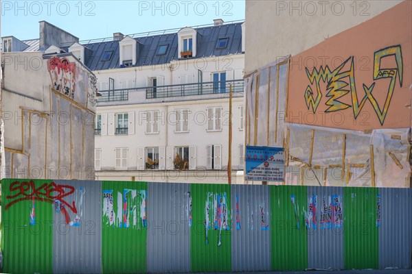 Paris, parcelle en attente de construction