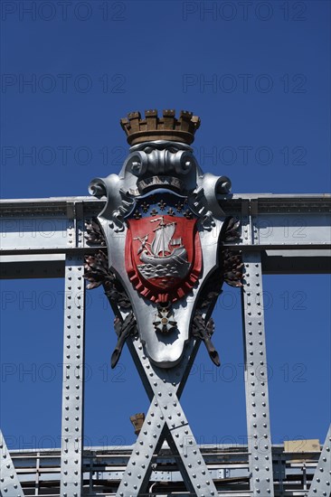 Blason et devise de Paris, Fluctuat nec Mergitur