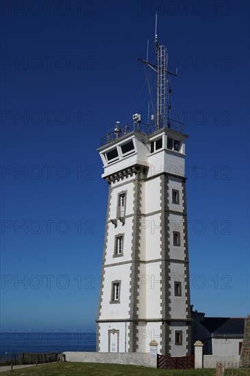 Semaphore on the pointe Sain-Mathieu, North tip of Finistère