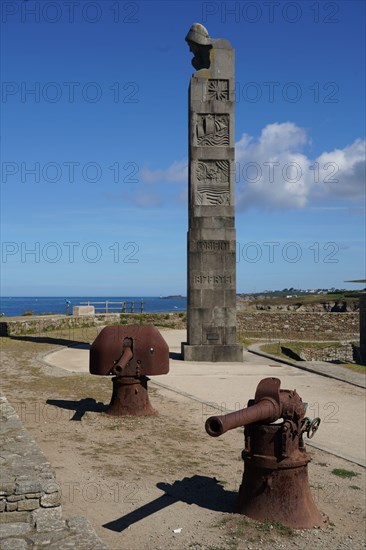 Pointe Saint-Mathieu, Finistère nord, Mémorial national des marins morts pour la France