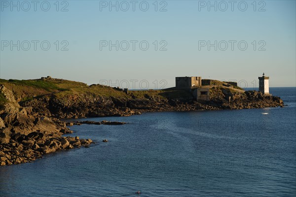 Pointe de Kermorvan, Finistère nord, GR34