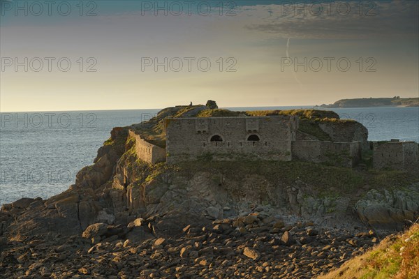 Fort de la Pointe de Kermorvan, Finistère nord