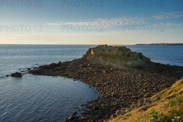 Fort de la Pointe de Kermorvan, Finistère nord