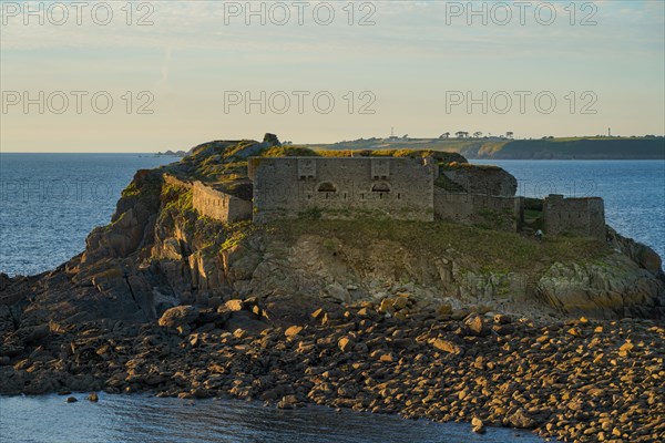 Fort de la Pointe de Kermorvan, North tip of Finistère