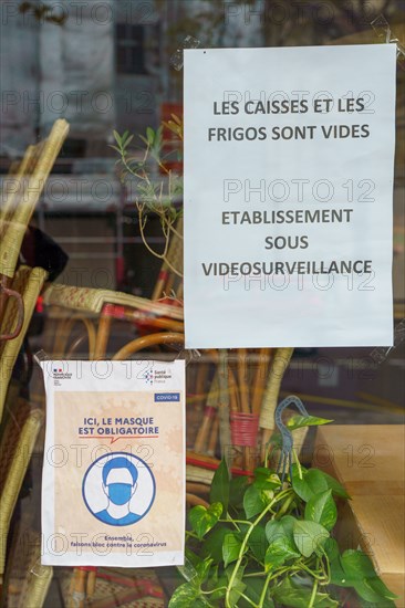 Paris, restaurant fermé pour cause de pandémie Covid-19