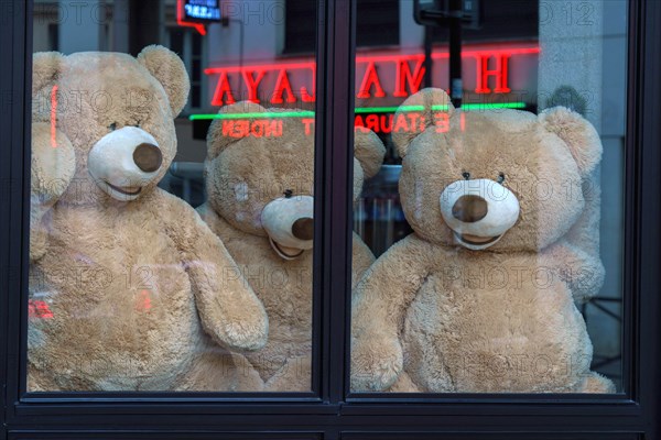 Paris, restaurant closed due to the Covid-19 pandemic