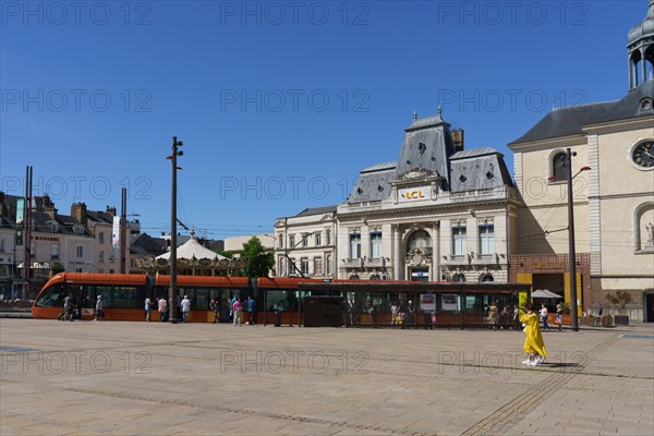 Place de la République, Le Mans