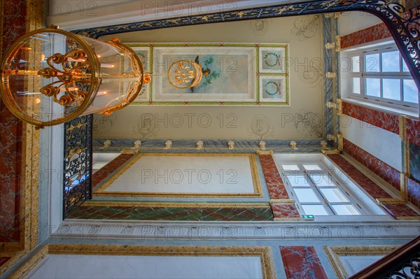 Château de Sceaux (Hauts-de-Seine), grand escalier