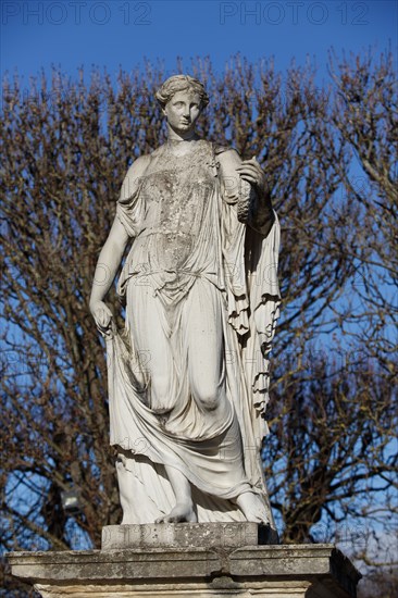 Château de Sceaux (Hauts-de-Seine), statue de Flore Farnèse