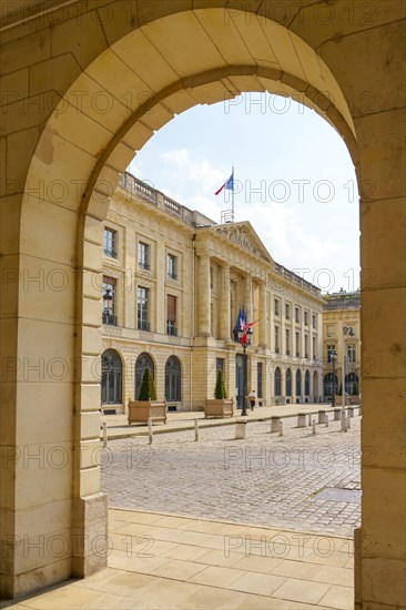 Place Royale à Reims