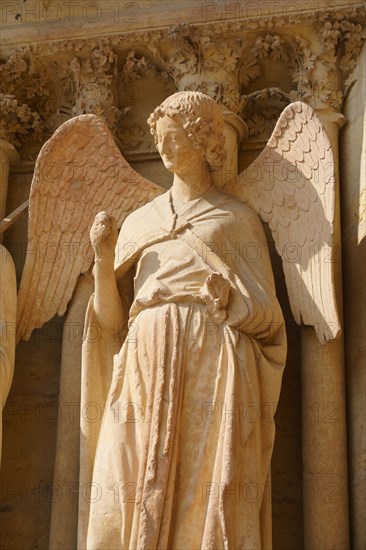 Cathédrale Notre-Dame à Reims, ange au sourire