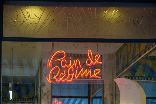 Bakery window in Reims