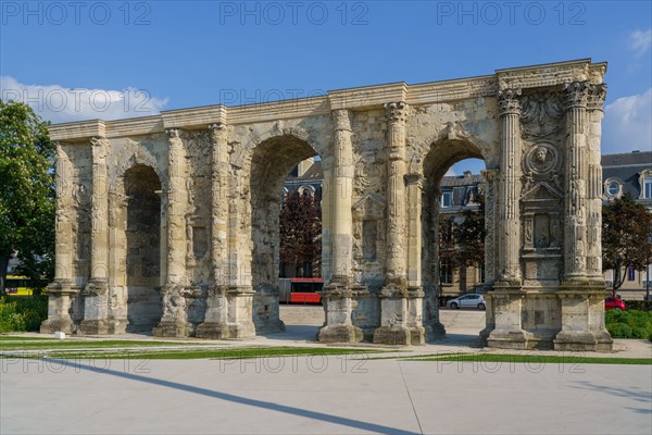 Porte de Mars in Reims