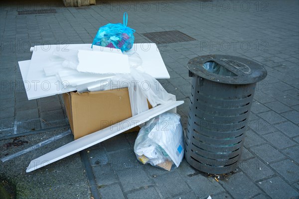 Reims, poubelles