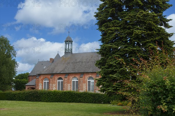 Protestant temple in Luneray