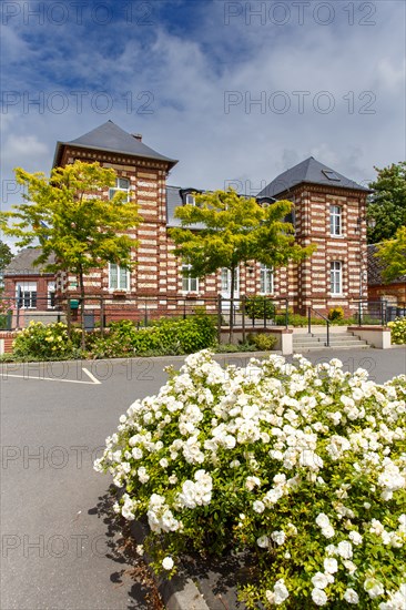 Saint-Victor l'Abbaye town hall