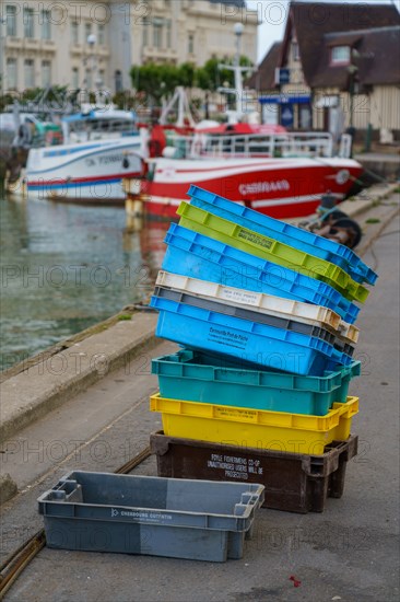 Trouville, caisses de poisson