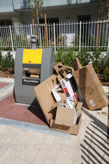 Rueil-Malmaison, poubelles de tri sélectif