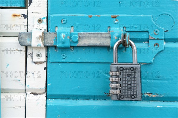 Trouville, porte et cadenas