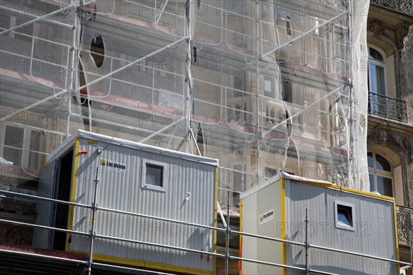 Scaffolding, Paris