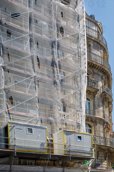 Scaffolding, Paris