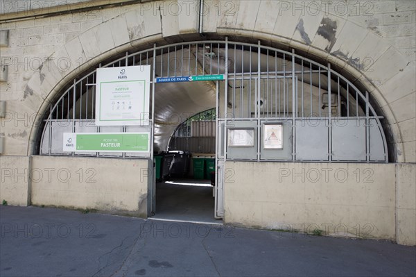 Rubbish collection point, Paris