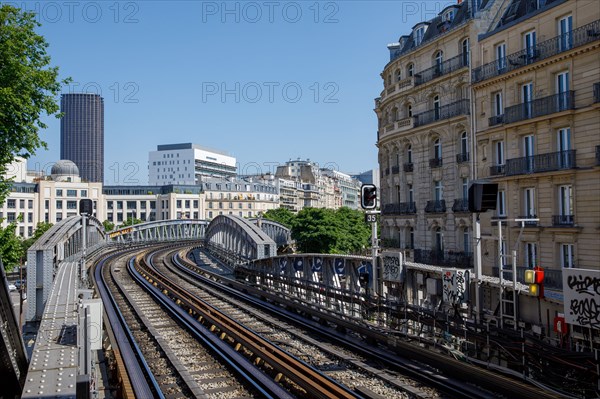 Sation de métro Sèvres-Lecourbe, Paris