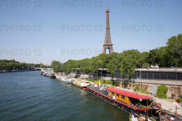 Seine banks, Paris 16th arrondissement