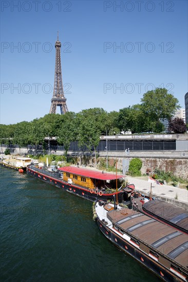 Seine banks, Paris 16th arrondissement