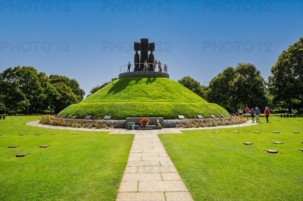 La Cambe German war cemetery