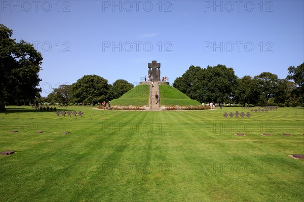 La Cambe German war cemetery