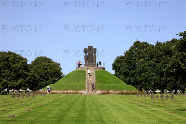 La Cambe German war cemetery