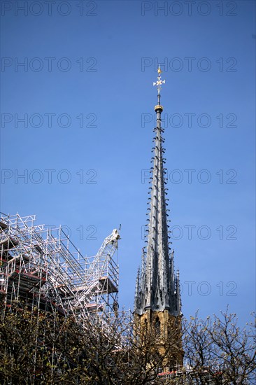 Paris, the new spire of Notre-Dame de Paris is installed