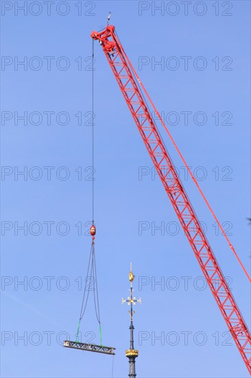 Paris, the new spire of Notre-Dame de Paris is installed