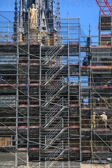 Paris, the new spire of Notre-Dame de Paris is installed