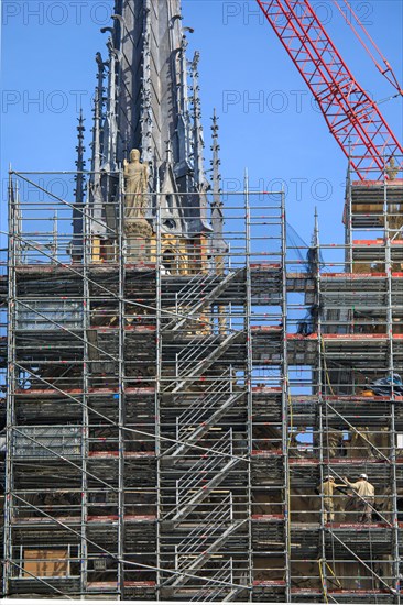 Paris, the new spire of Notre-Dame de Paris is installed