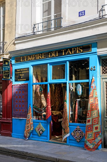 Paris, "L'Empire du tapis"