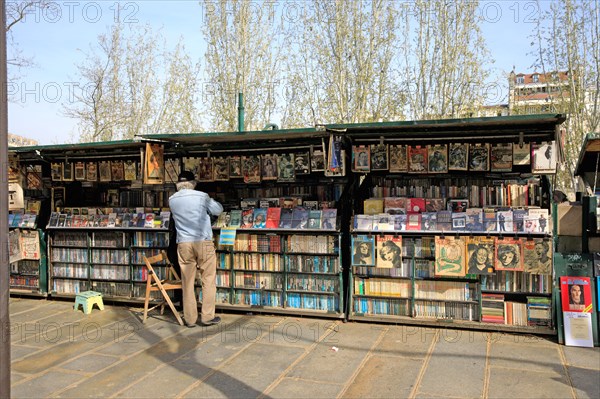 Paris, bouquinistes