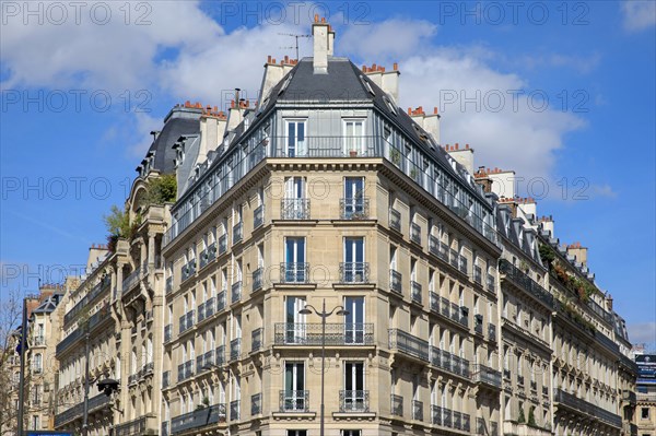 Paris, rue de Rennes