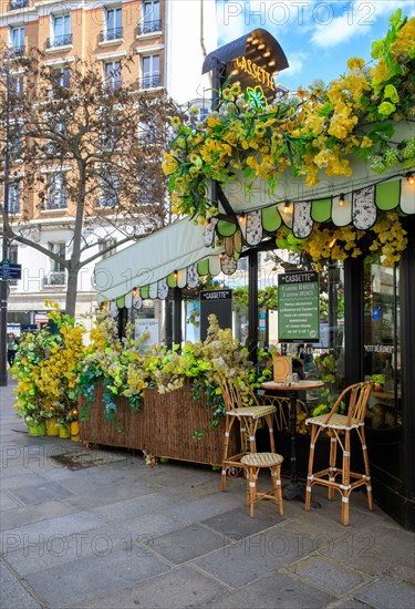 Paris, Café Cassette