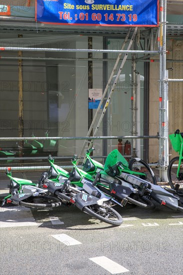 Paris, self-service bikes