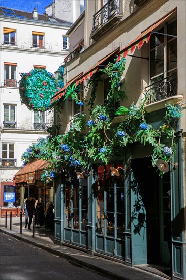 Paris, restaurant "Maison Sauvage"